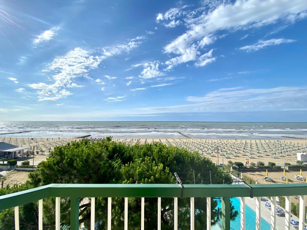 Hotel Florida Lido di Jesolo Exterior foto