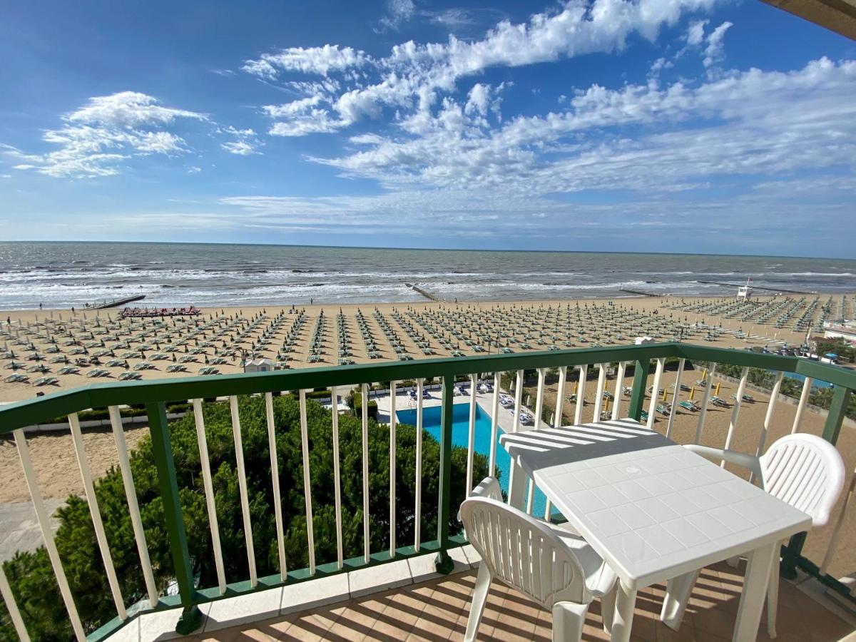 Hotel Florida Lido di Jesolo Exterior foto