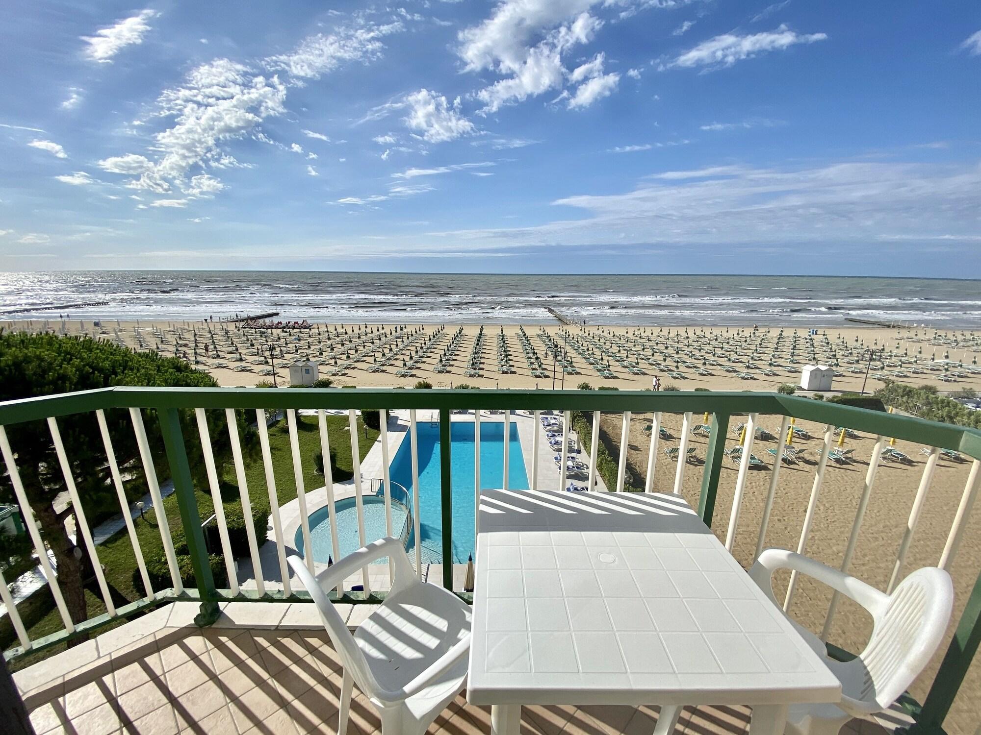 Hotel Florida Lido di Jesolo Exterior foto