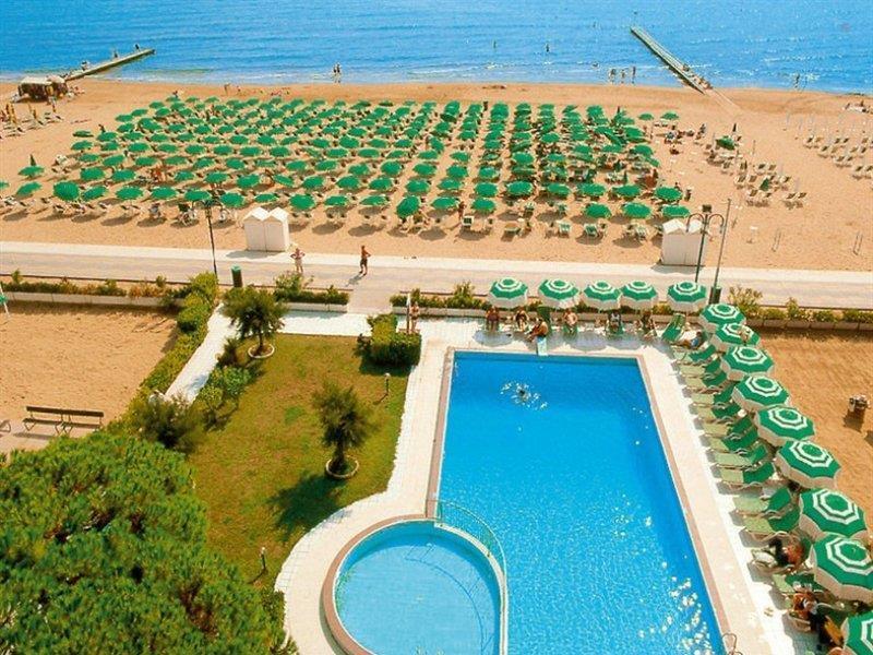 Hotel Florida Lido di Jesolo Exterior foto